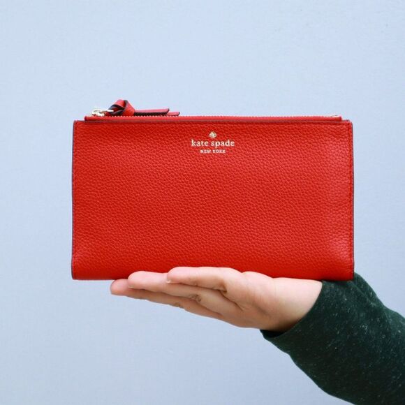 NWT Kate Spade Leather Mulberry Street Melea Travel Wallet Red - Picture 1 of 12